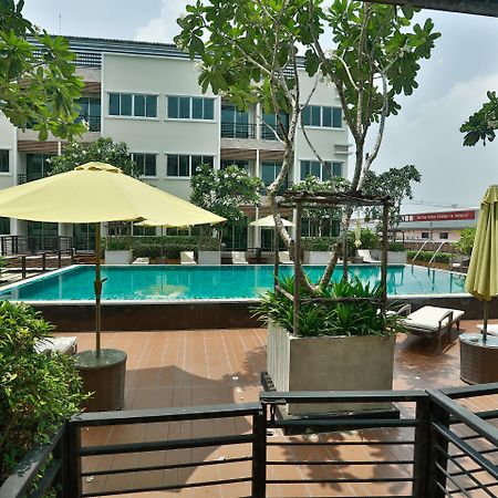 Suvarnabhumi Ville Airport Hotel Bangkok Exterior foto